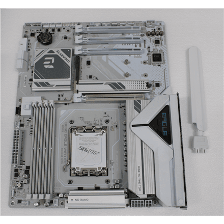 SALE OUT. Gigabyte B850 EAGLE WF7 ICE | Processor family AMD | Processor socket AM5 | Number of SATA connectors 4 | USED, REFURBISHED, WITHOUT ACCESSORIES, ONLY BACK PANEL, AND ANTENA INCLUDED